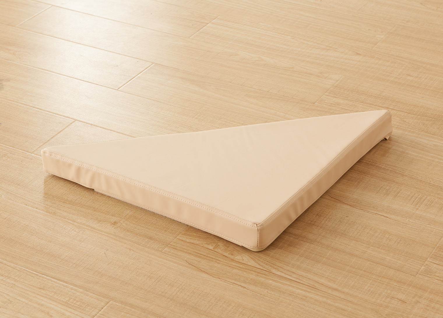 500L Triangular Mat