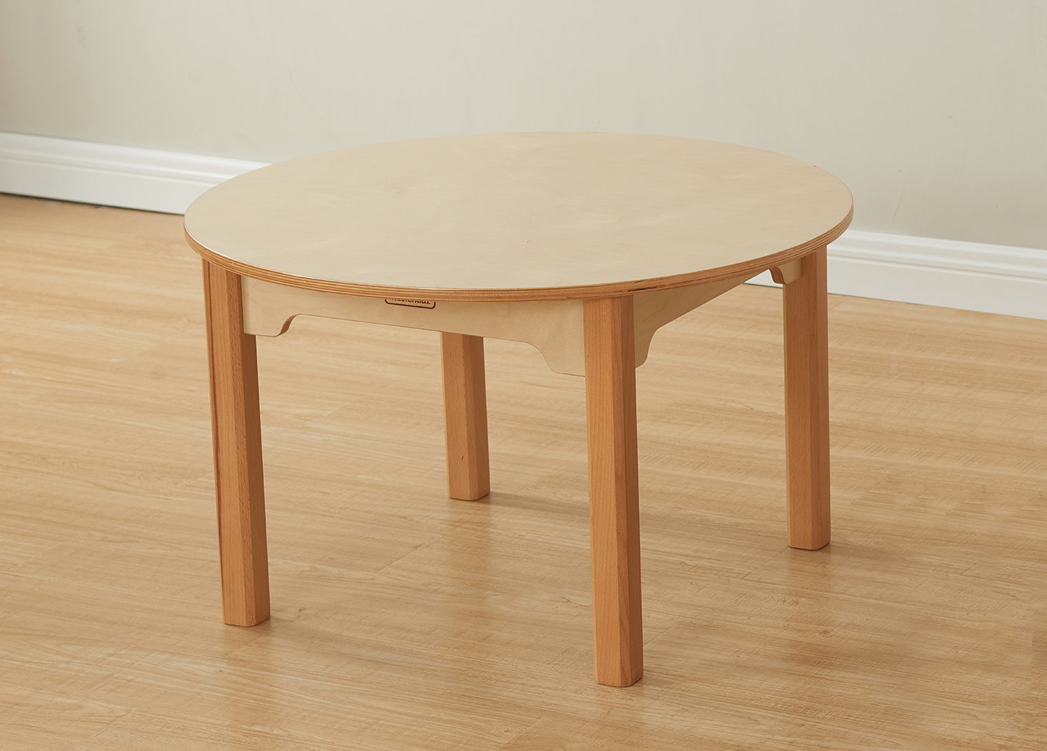 Inga Design Kids - 365H Circular Table (Clear Varnish)