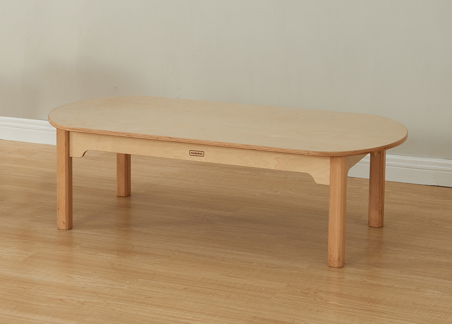 Inga Design Kids - 535H Oval-Shaped Table (Clear Varnish)