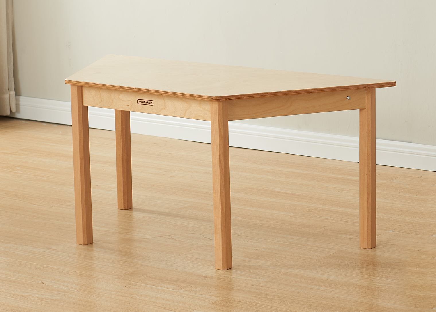 Inga Design Kids - 365H Trapezoidal Table (Clear Varnish)