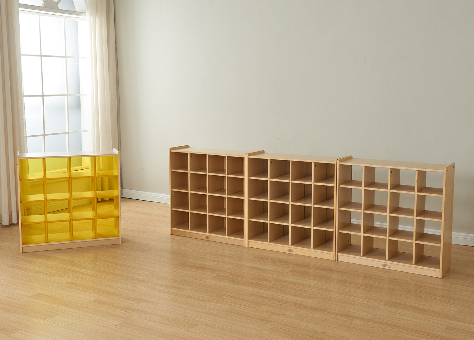 800H x 800L 16 Compartment Shelving Unit - Wooden Back