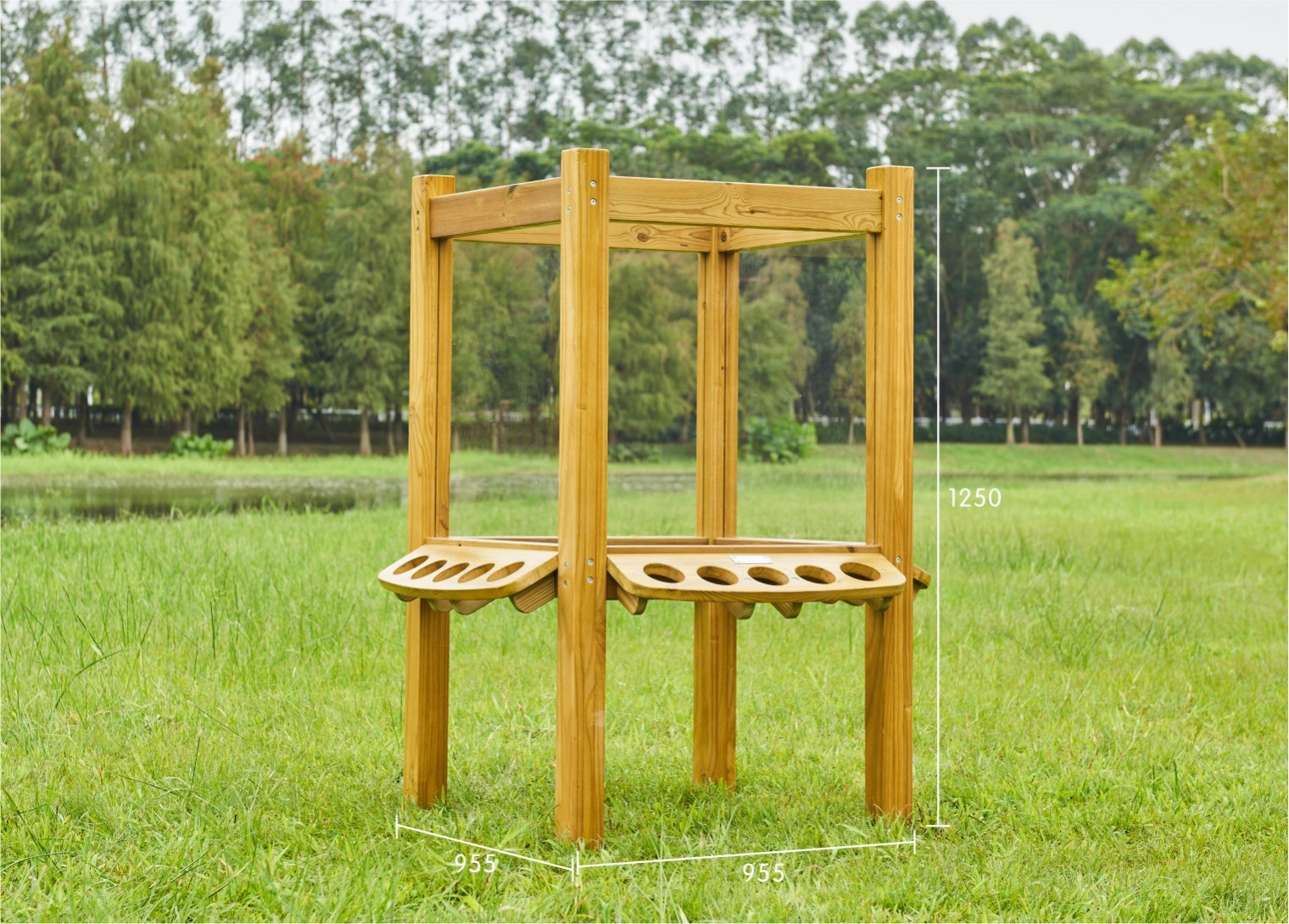 Outdoor 4-Sided Easel